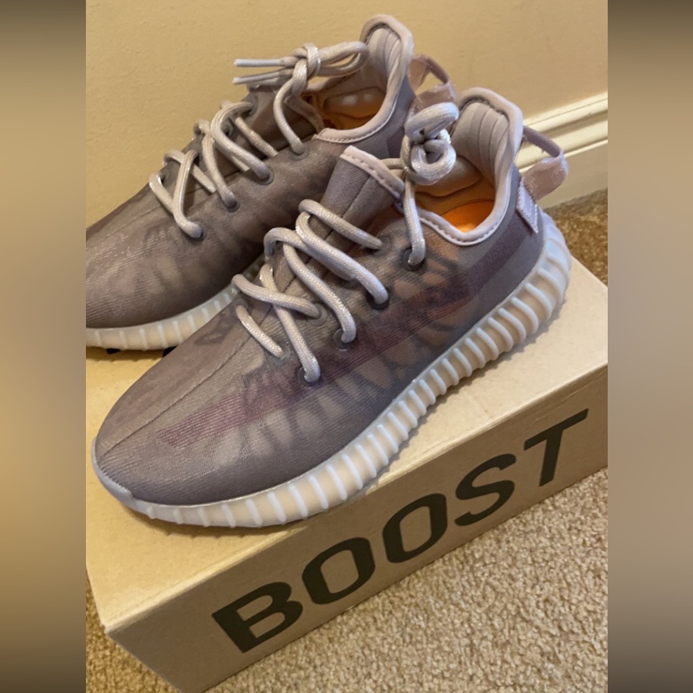 Yeezy boost 350 V2 Mono Mist